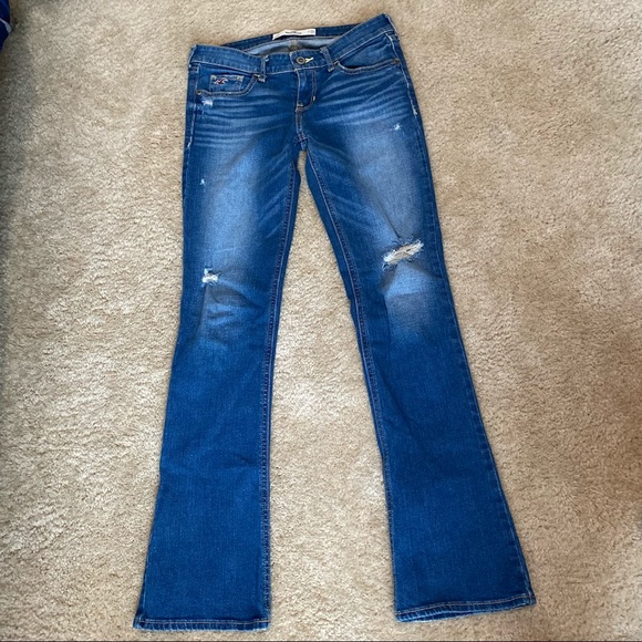 Hollister Low-rise Blue Boot-Cut Jeans, Size 3 - Picture 2 of 10
